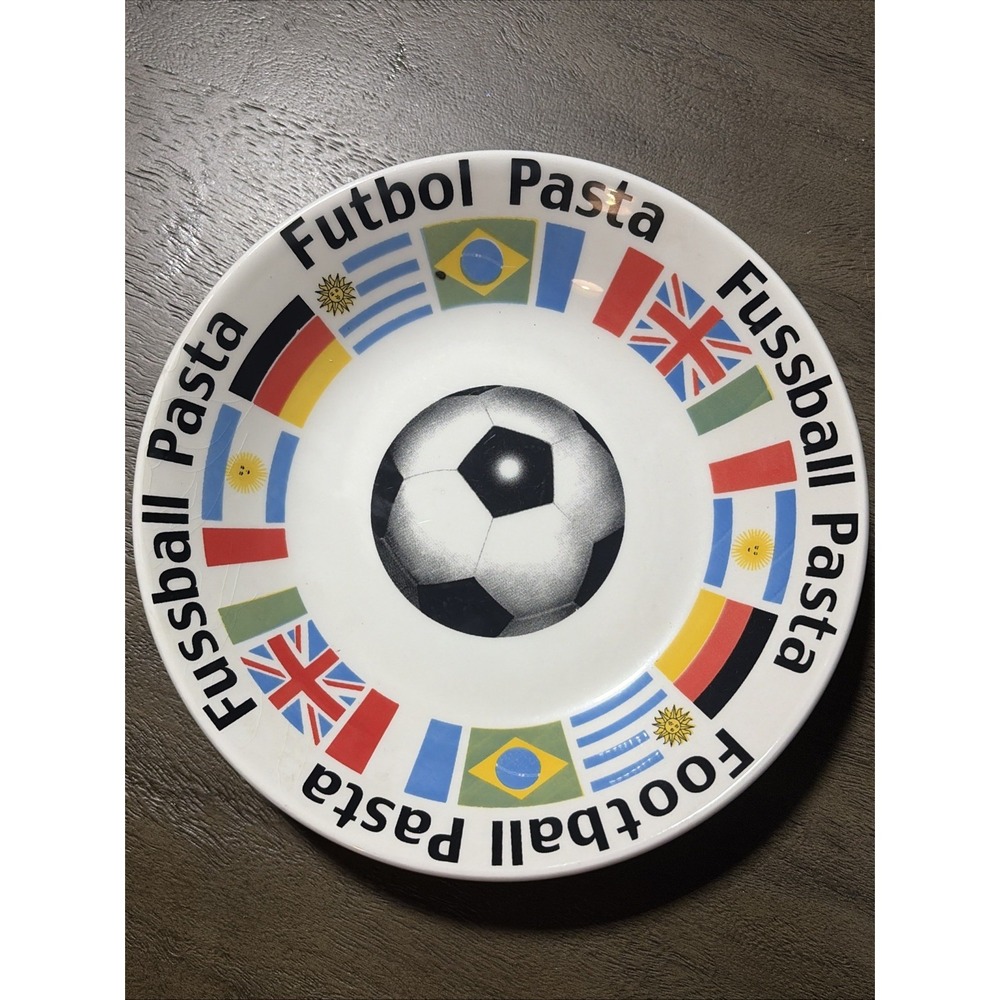 Ceramica Quadrifoglio World Cup Soccer Futbol Fussball Pasta Bowl Plate 8.5"